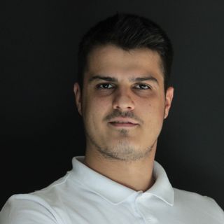 Sefkan Taş, Diş Hekimi Kayapınar