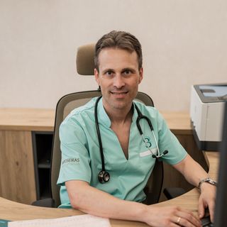 Acercar imagen: Sergio Raposeiras Roubin, Cardiólogo Pontevedra