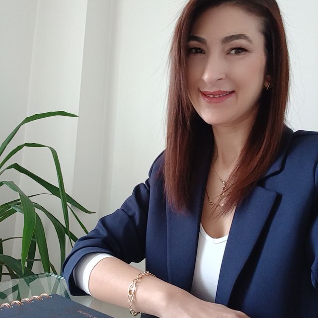 Sinem Nogogil, Çocuk Gelişimi İzmir