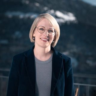 Sarah Steinemann, Ärztlicher Psychotherapeut Mandel