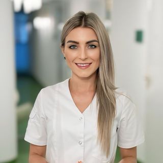 Powiększ obraz: Julia Roshko, fizjoterapeuta Wrocław