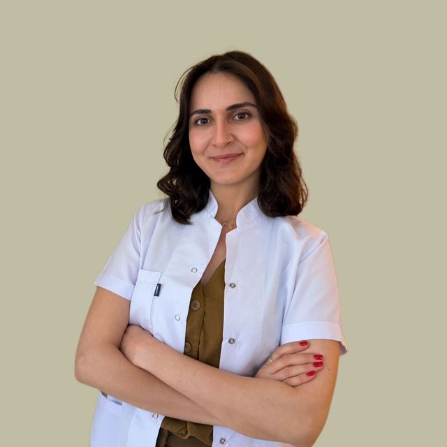 Çiçek Sever, Diş Hekimi Antalya