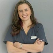 Alessandra Duque Morales, Dentista Valencia