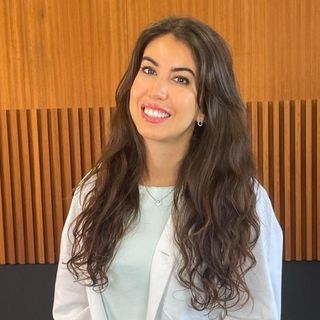 Acercar imagen: Iris Flores Jiménez, Médico de familia Barcelona