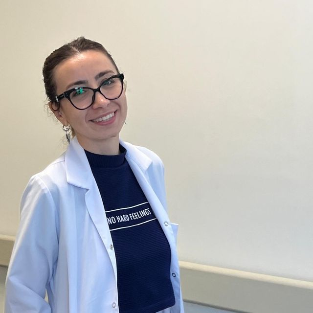 Gülsüm Ayhan, Diyetisyen İskele