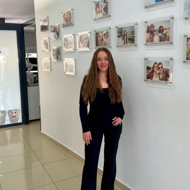 Zehra Ledınıc, Diş Hekimi İstanbul