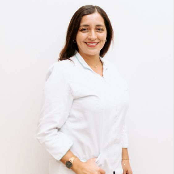 Karem Regina Villaflor Tovar, Ginecólogo Barcelona