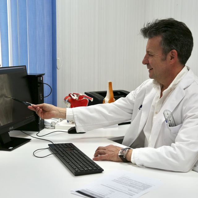 Juan José Chico Álvarez, Traumatólogo León