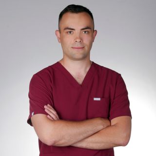 Powiększ obraz: Wojciech Potorski, chirurg stomatologiczny Warszawa