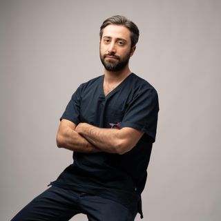 Ingrandire l'immagine: Giovanni Apuzzo, otorino Poggiomarino