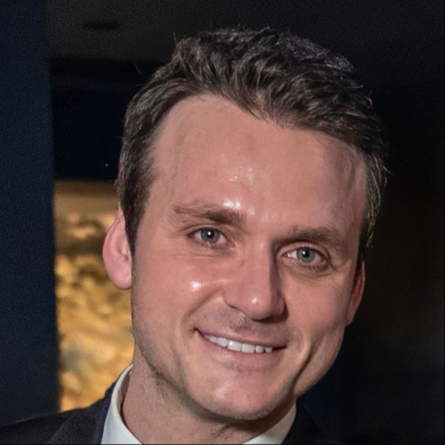 SIMONE LA PADULA, chirurgo plastico Napoli