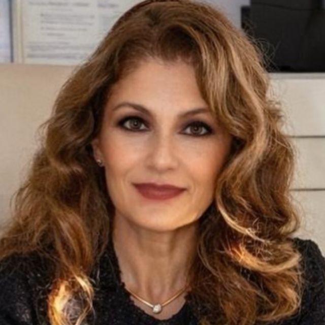 Demet Elvan, İç Hastalıkları İstanbul