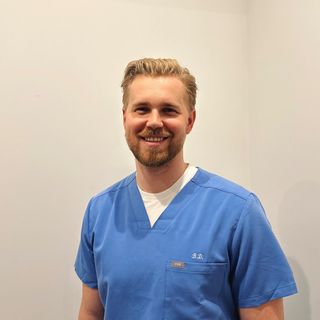 Powiększ obraz: Bartosz Dębowski, urolog Malbork