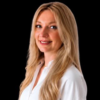 Anita Stadnik, Zahnarzt Frankfurt