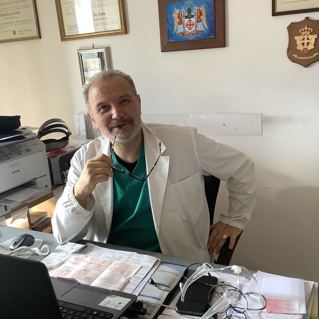 Gabriele De Cata, otorino Paganica