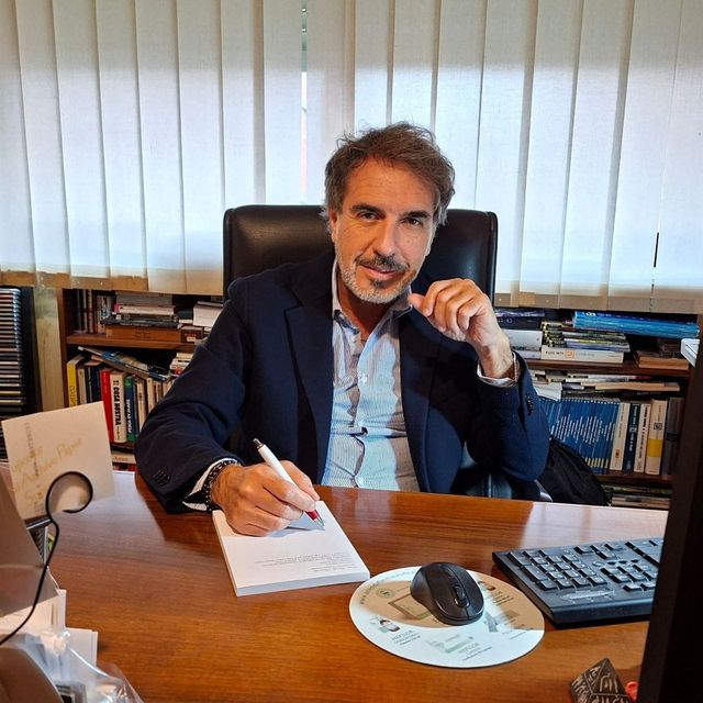 Nicola Sinnona, proctologo Latina