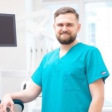 Dmytro Zakharovskyi, zubař Mariánské Lázně