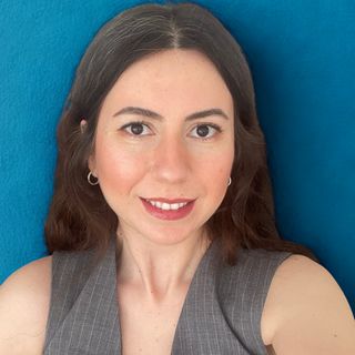 Özge Pekter, Psikoloji Antalya