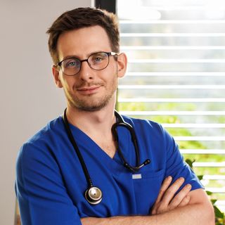 Powiększ obraz: Marcin Guliński, neurolog Międzychód