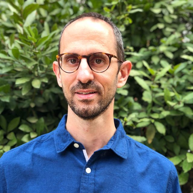 Eduardo Valenciano Mendoza, Psicólogo Barcelona