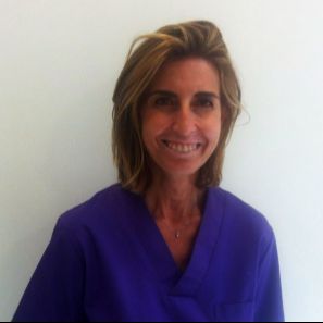 María Carmen Palanques Orti, Dentista Caldas de Reyes