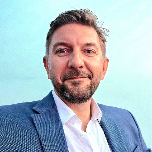 Srdan Veselinovic, Plastischer & Ästhetischer Chirurg München