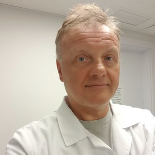 Powiększ obraz: Adam Goławski, stomatolog Warszawa