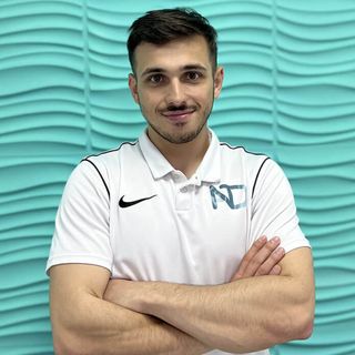 Acercar imagen: Álvaro Domínguez Torres, Terapeuta complementario Madrid