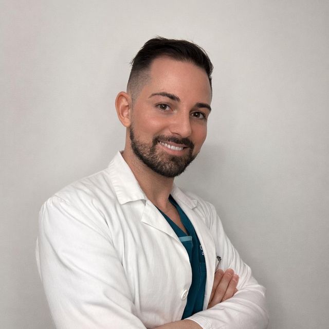 Eduardo Spina, senologo Aversa