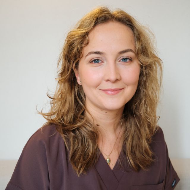 Julia Nakoneczna-Rzesoś, stomatolog Warszawa