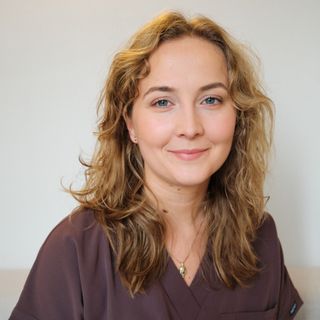 Powiększ obraz: Julia Nakoneczna-Rzesoś, stomatolog Warszawa