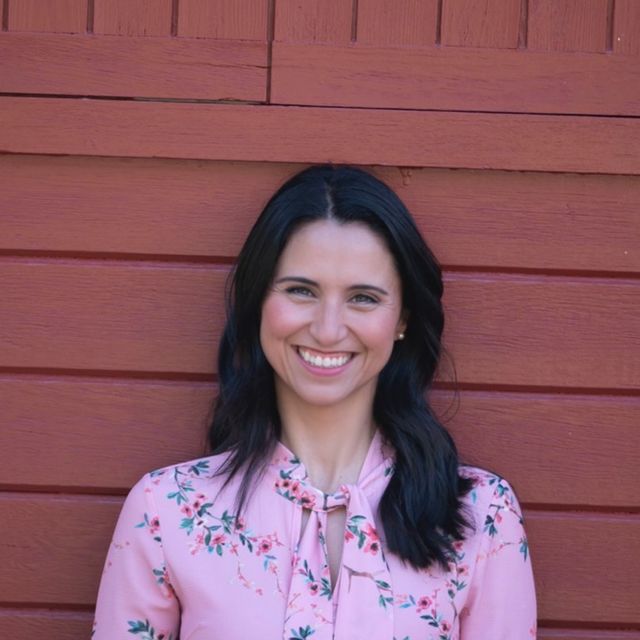 Isis Torres Mendoza, Psicólogo Cuenca