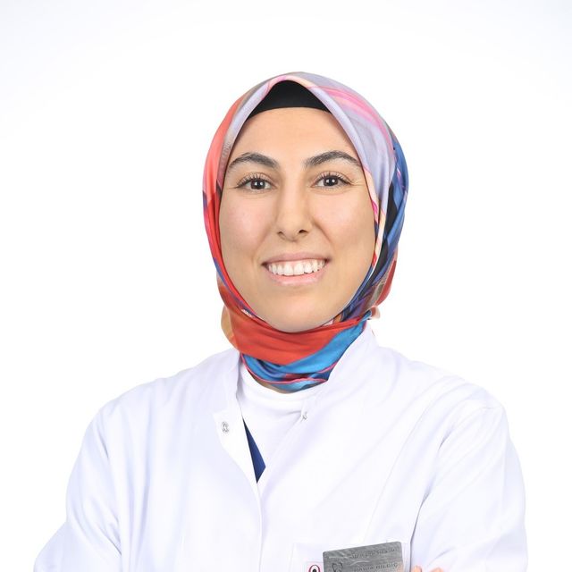 Rabia Bilgiç, Restoratif Diş Tedavisi İstanbul