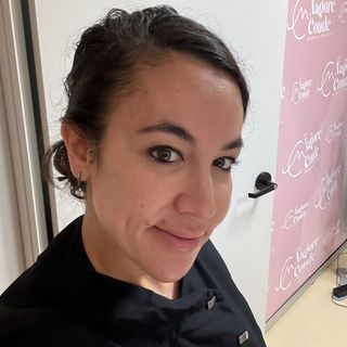 Acercar imagen: Nagore Conde López, Médico estético Valencia