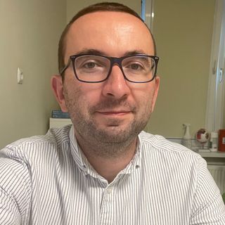 lek. Grzegorz Jasina