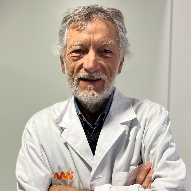 Cándido Villanueva Sánchez, Digestólogo Barcelona