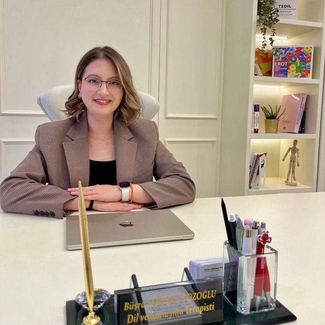 Büşra Semerci Bozoğlu, Dil ve Konuşma Terapisi Balıkesir