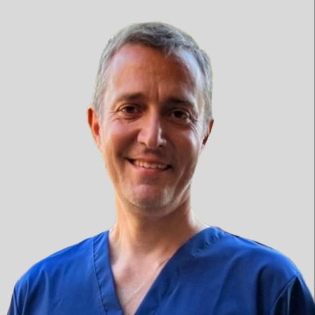 Gabriel Pablo Miri, Médico general Pamplona