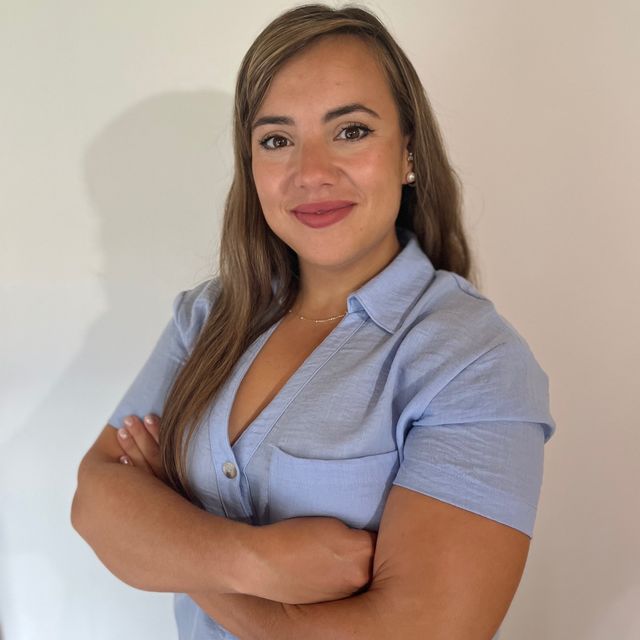 Delia Merayo, Médico estético Llanes