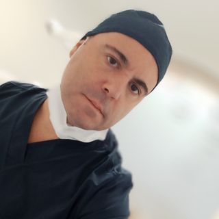 Ingrandire l'immagine: Alessio Murgia, dentista Dolianova