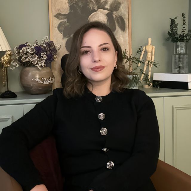 Birgül Akgül, Psikoloji Trabzon