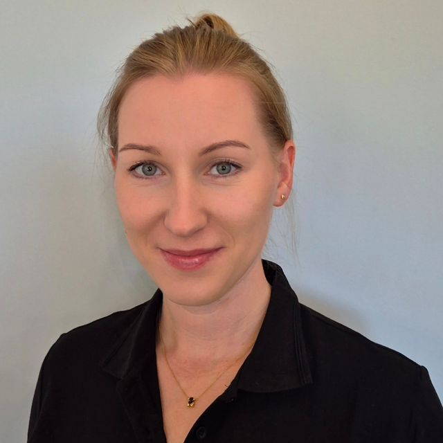 Dominika Zaręba-Januś, fizjoterapeuta Warszawa