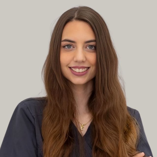 Marina Ariza Galán, Dentista Vinarós