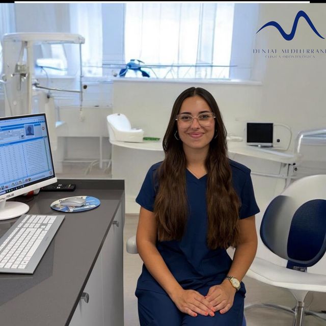 Mireia Murà Rebollo, Dentista Castelldefels