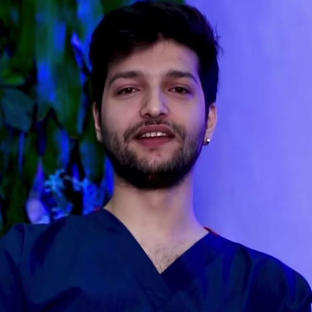 Mehmet Gazi Açıkgöz, Diş Hekimi Şahinbey