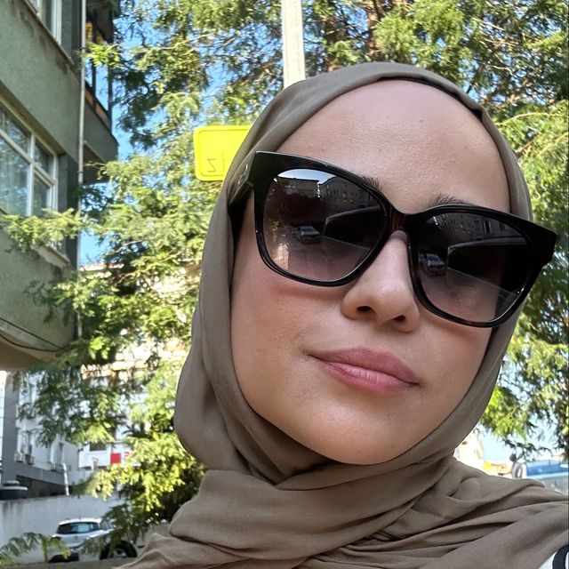 Meryem Bilge Toprak, Dil ve Konuşma Terapisi İstanbul