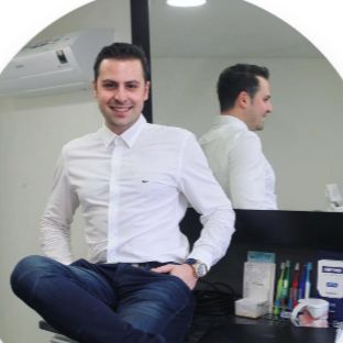 Resmi büyüt: Çağdaş Yücetürk, Diş Hekimi Şişli