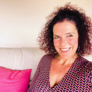 Acercar imagen: Edith Ninou García, Psicólogo Llança