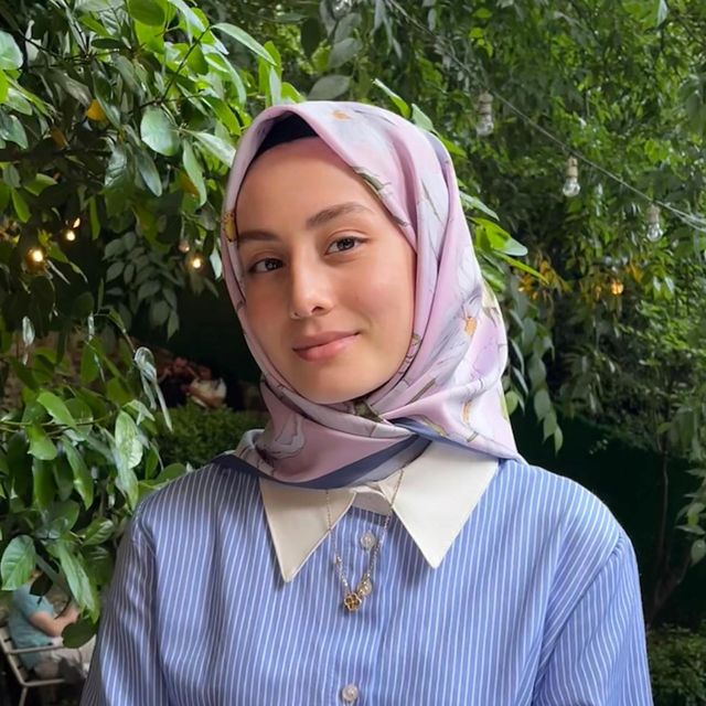 Betül Komut, Psikolojik Danışma ve Rehberlik İstanbul