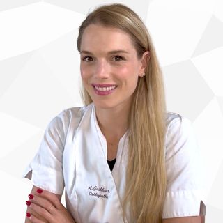 Ingrandire l'immagine: Alexandra Guildoux, osteopata Milano